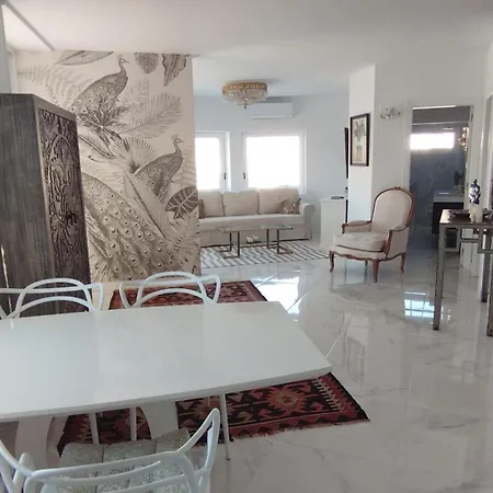 Sky Cruz Penthouse *