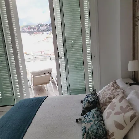 Sky Cruz Penthouse Apartment *